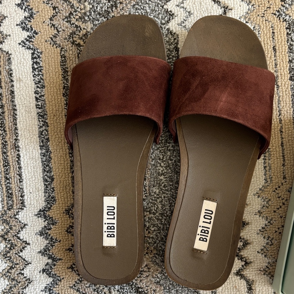 Brand New Bibi Lou Women's Brown Slide Sandals